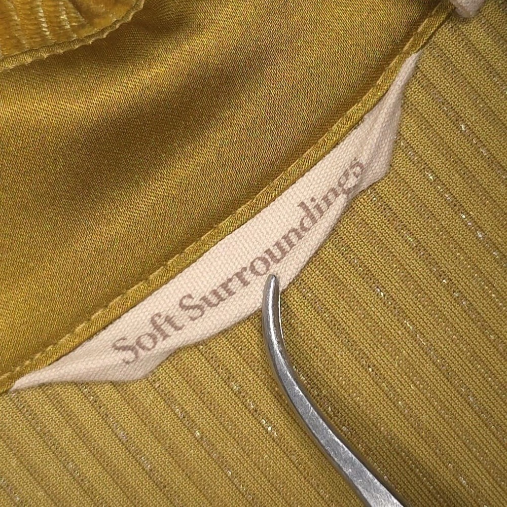 Soft Surroundings Shirt MEDIUM Velvet Boyfriend Corduroy Mustard Metallic‎ 2FP50 - Picture 2 of 9